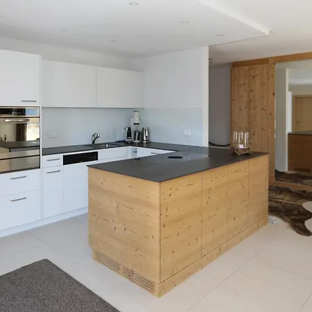 Eggetli * 茨魏西门